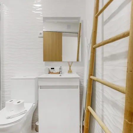 2Br Renovated Heart Of Santos W/ Ac | By Airnest Apartment Lisbon Exterior photo